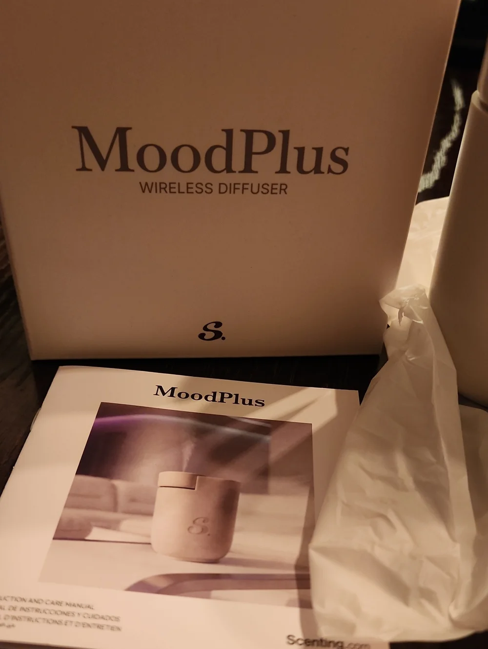 AROMA360/SCENTING Company MoodPlus Wireless Diffuser - Cream